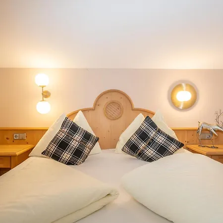 Mara's Little Boutique Sleepover - Budget Guest house Kaprun