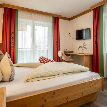 Mara's Little Boutique Sleepover - Budget Guest house Kaprun