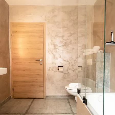 Mara's Little Boutique Sleepover - Budget Gæstehus 3*