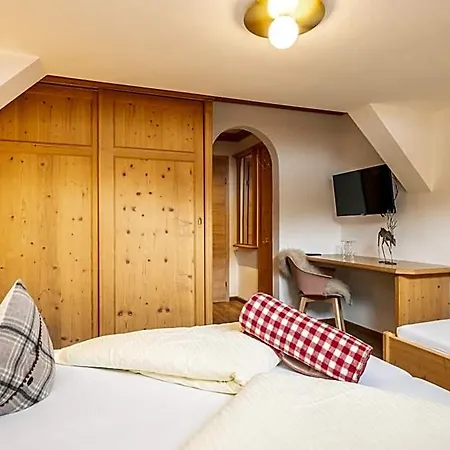 Mara's Little Boutique Sleepover - Budget Vendégház 3*