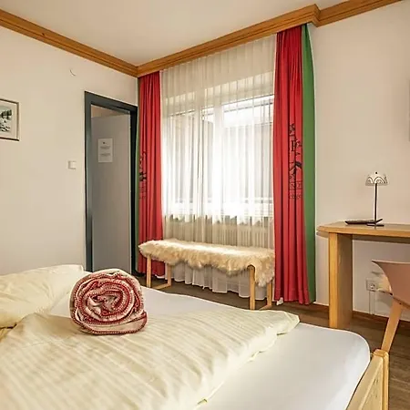 Mara's Little Boutique Sleepover - Budget 3* Kaprun