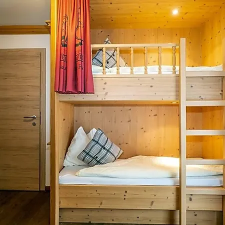 Vendégház Mara's Little Boutique Sleepover - Budget 3*
